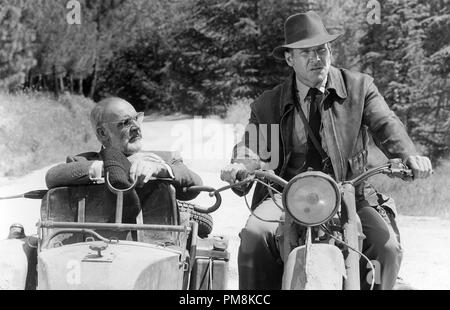 Film Still oder Werbung noch von 'Indiana Jones und der letzte Kreuzzug" Sean Connery, Harrison Ford © 1989 Lucasfilm Photo Credit: Murray schließen Alle Rechte vorbehalten Datei Referenz # 31623098 THA für die redaktionelle Nutzung nur Stockfoto
