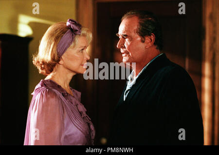 Studio Werbung immer noch von der "Göttlichen Geheimnisse der Ya-Ya Sisterhood" Ellen Burstyn, James Garner © 2002 Warner Alle Rechte vorbehalten Datei Referenz # 31710260 THA für die redaktionelle Nutzung nur Stockfoto