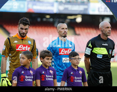 Marek Hamsik des SSC Napoli vor dem Spiel gesehen. SSC Napoli vs ACF Fiorentina in der Serie A Fußball Spiel im Stadion San Paolo. Endstand 1-0 Napoli Fiorentina. Stockfoto