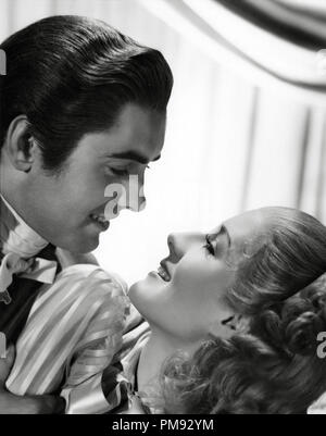 Norma Shearer und Tyrone Power, 'Marie Antoinette' 1938 MGM Datei Referenz # 31537 355 THA Stockfoto