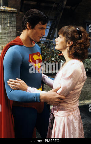 Studio Werbung noch von 'Superman IV: Die Suche nach Frieden" Christopher Reeve, Margot Kidder © 1987 Warner Foto: David James Alle Rechte vorbehalten Datei Referenz # 31697075 THA für die redaktionelle Nutzung nur Stockfoto