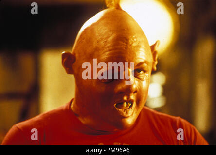 Studio Werbung immer noch von "Die Goonies" John Matuszak © 1985 Warner Alle Rechte vorbehalten Datei Referenz # 31703057 THA für die redaktionelle Nutzung nur Stockfoto