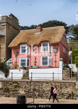 Reetgedeckte Seaside Cottage, Lyme Regis, Dorset, Großbritannien Stockfoto