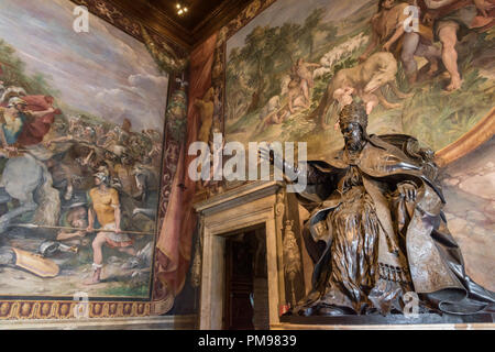 Statue von Papst Innozenz X, Kapitolinischen Museen, Rom, Italien Stockfoto