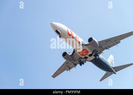 Sao Paulo, Brasilien, Mai 26, 2018: Nahaufnahme von einem Flugzeug Der Flughafen zu landen Stockfoto