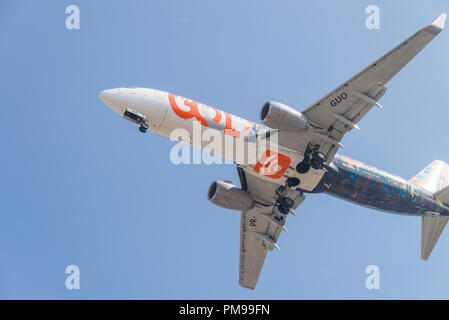 Sao Paulo, Brasilien, Mai 26, 2018: Nahaufnahme von einem Flugzeug Der Flughafen zu landen Stockfoto