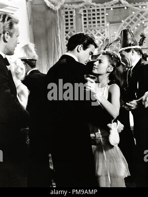 Natalie Wood, Warren Beatty plendor im Gras' 1961 Warner Datei Referenz # 31955 107 THA Stockfoto