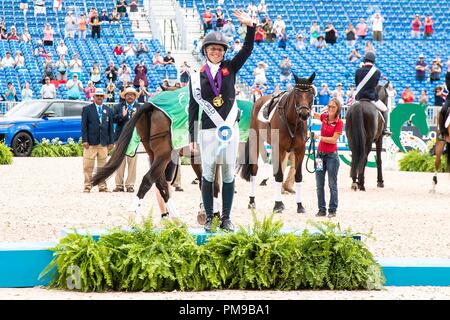 Tryon, USA. 17.September 2018. 1. Platz, eine Goldmedaille. Rosalind Canter. Dressurreiten Springreiten Tag 6. World Equestrian Games. WEG 2018 Tryon. North Carolina. USA. 17.09.2018. Credit: Sport in Bildern/Alamy leben Nachrichten Stockfoto