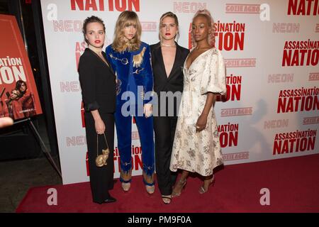 New York, NY, USA. 17 Sep, 2018. Odessa Junge, Suki Waterhouse, Hari Nef, Abra in der Ankunftshalle für ERMORDUNG NATION Screening, Metrograph, New York, NY 17. September 2018. Credit: Jason Smith/Everett Collection/Alamy leben Nachrichten Stockfoto