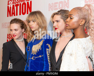 New York, NY - 17. September 2018: Odessa Junge, Suki Waterhouse, Hari Nef, Abra besuchen Premiere der Ermordung Nation bei Metrograph Stockfoto