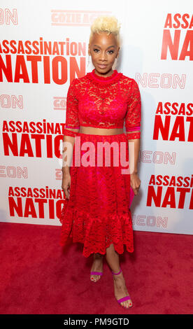 New York, NY - 17. September 2018: Anika Noni Rose tragen Kleid von Gingham Doll besucht Premiere der Ermordung Nation bei Metrograph Stockfoto