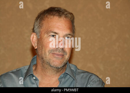 Kevin Costner' Hatfields & McCoys' Portrait Session, 14. Oktober 2012. Reproduktion von amerikanischen Boulevardzeitungen ist absolut verboten. Datei Referenz # 31722 018 GFS nur für redaktionelle Verwendung - Alle Rechte vorbehalten Stockfoto