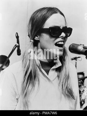 Michelle Phillips von der Gruppe, den Mamas & Papas, ca. 1966 Datei Referenz # 32263 828THA Stockfoto