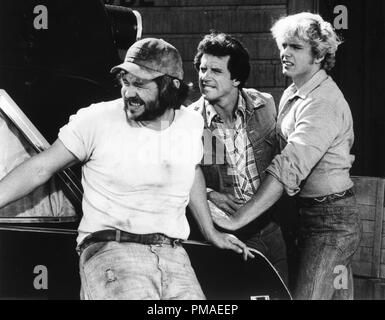 Ben Jones, John Schneider, Tom Wopat, "die Herzöge von Hazzard', 1982 Warner Bros. Fernsehen Datei Referenz # 32509 847 THA Stockfoto