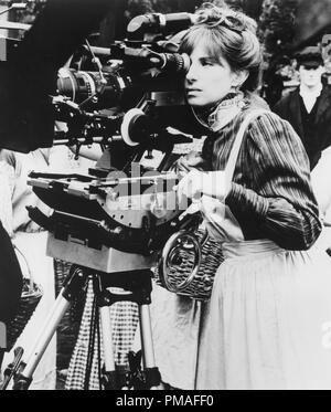 Barbra Streisand in "Yentl", 1983 United Artists Datei Referenz # 32633 548 THA Stockfoto