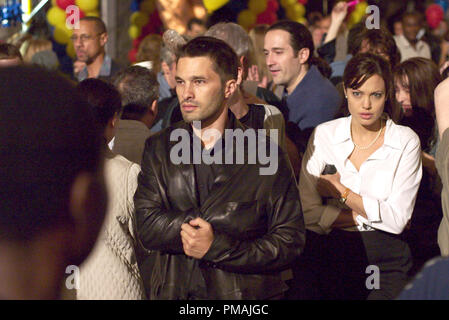 (L - r) OLIVIER MARTINEZ und Angelina Jolie in der psychothriller "Leben", von Warner Bros. Pictures vertrieben. (2004) Stockfoto