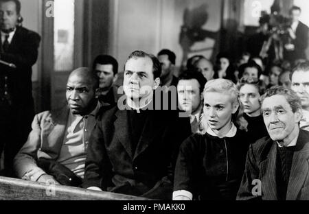 Karl Malden, Eva Marie Saint, "Am Wasser" (1954) Columbia Pictures Datei Referenz # 33300 561 THA Stockfoto