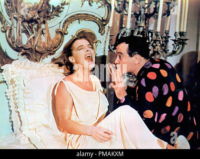 Romy Schneider, Mike Connors, Jack Lemmon, "Good Neighbor Sam" (1964) Columbia Pictures/Lobby Card Datei Referenz # 33300 765 THA Stockfoto