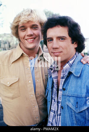 John Schneider, Tom Wopat, "die Herzöge von Hazzard" (ca. 1983) CBS Alle Rechte vorbehalten Datei Referenz # 33300 879 THA für die redaktionelle Nutzung nur Stockfoto