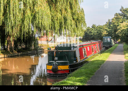 Narrowboats günstig auf dem Shropshire Union Canal. Christleton, Cheshire Stockfoto