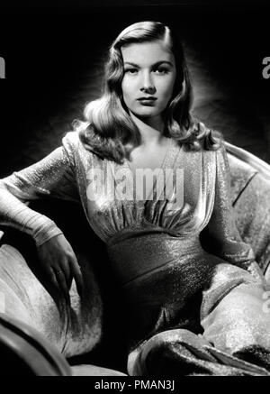 Film Still / Werbung noch von Veronica Lake diese Waffe zum Mieten (1942) Kino Verlage Sammlung - Keine Freigabe - Nur für redaktionelle Verwendung Datei Referenz # 33505 305 THA Stockfoto