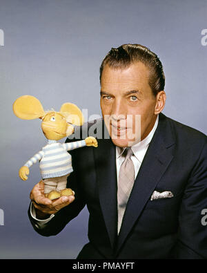 Ed Sullivan und Topo Gigio circa 1965 Aktenzeichen # 32557 248THA Stockfoto