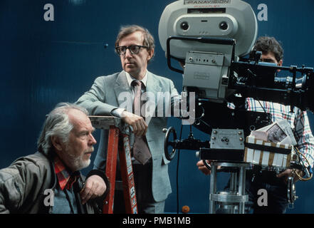 Film Still oder Werbung immer noch von "New York Stories" (Ödipus Wracks) Kameramann Sven Nykvist und Regisseur Woody Allen © 1989 Touchstone Pictures Alle Rechte vorbehalten Datei Referenz # 33025 064 THA für die redaktionelle Nutzung nur Stockfoto