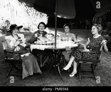 Harriet Parsons, Bebe Daniels, Louella Parsons and Mary Pickford, circa 1934 File Reference # 33536 580THA Stockfoto