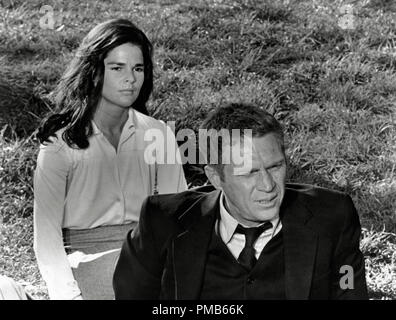 Ali MacGraw, Steve McQueen, "The Getaway" (1972), Warner Bros.-Datei Referenz # 33536 830 THA nur für redaktionelle Verwendung - Alle Rechte vorbehalten Stockfoto