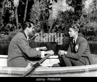 Ingrid Bergman, Cary Grant, "BERÜCHTIGT" (1946) RKO Datei Referenz # 33536 832 THA nur für redaktionelle Verwendung - Alle Rechte vorbehalten Stockfoto