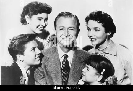 Lauren Chapin, Billy Gray, Robert Young, Elinor Donahue, Jane Wyatt' Vater am besten kennt" (1954 - 1960) CBS Datei Referenz # 32337 121 THA Stockfoto