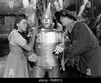 Judy Garland, Jack Haley, Ray Bolger, „The Wizard of Oz“, 1939 MGM File Reference # 32557 380THA Stockfoto