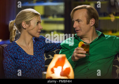 Bob Odenkirk, Rhea Seehorn, 'Besser Rufen sie Saul "Staffel 3 (2017) AMC Stockfoto