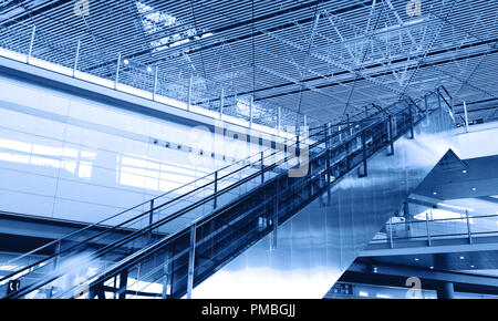 Großen Saal des modernen Industriebaus Stockfoto