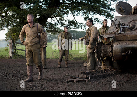 Wardaddy (Brad Pitt) und seiner Crew, Norman Ellison (Logan Lerman), Trini Garcia (Michael Peña) und Boyd Swan (Shia LaBeouf) in Columbia Pictures' Wut. Stockfoto