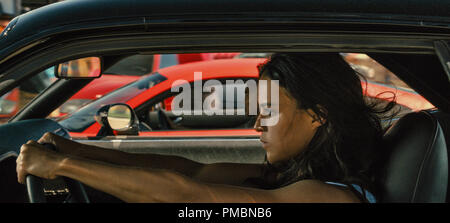 MICHELLE RODRIGUEZ als Letty Ortiz in 'Furious 7". Die Fortsetzung der globalen Exploits in der unaufhaltsame Franchise auf Geschwindigkeit gebaut, James Wan leitet dieses Kapitel der äußerst erfolgreichen Serie. Stockfoto