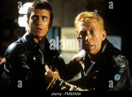 Mel Gibson, Steve Bisley, 'Mad Max' (1979) Amerikanische internationale Filme Datei Referenz # 33300 030 THA Stockfoto