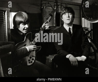 Beatles, George Harrison, John Lennon, "A Hard Days Night", ein Janus Filme Release, 1964 Datei Referenz # 33300 133 THA Stockfoto