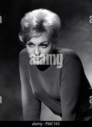 Kim Novak, circa 1960 File Reference # 33595 183THA Stockfoto