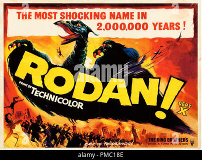 Rodan Monster, Rodan! Der fliegende Monster (Toho/RKO, 1957). Britische Lobby Card Datei Referenz # 33595 247 THA Stockfoto