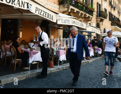 Restaurants in Piazza Navona, Rom. Stockfoto
