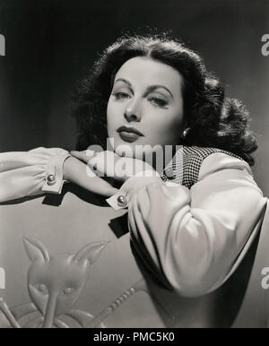 Hedy Lamarr, in "Die himmlischen Körper' (MGM, 1943). Datei Referenz # 33635 130 THA Stockfoto