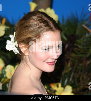 50 erste Dates Premiere 02/03/2004 Drew Barrymore Foto von Joseph Martinez/PictureLux Datei Referenz # 21741 0098 PLX nur für redaktionelle Verwendung - Alle Rechte vorbehalten Stockfoto