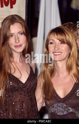 "Beauty Shop" (Premiere) Jane Seymour und Tochter Katherine Flynn 03-24-2005/Mann Nationaltheater/Westwood, CA Foto von Joseph Martinez/PictureLux Datei Referenz # 22363 0042 - picturelux nur für redaktionelle Verwendung - Alle Rechte vorbehalten Stockfoto