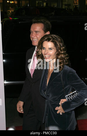 The Kid & I (Premiere) Arnold Schwarzenegger, Maria Shriver 11-28-2005/Grauman's Chinese Theater / Hollywood, CA/Räder bis Filme/Foto von Joseph Martinez - Alle Rechte vorbehalten File Reference # 22540 0081 PLX nur für redaktionelle Verwendung - Alle Rechte vorbehalten Stockfoto