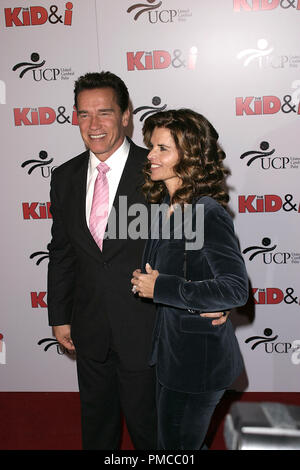 "The Kid and I" (Premiere) Arnold Schwarzenegger, Maria Shriver 11-28-2005/Grauman's Chinese Theater / Hollywood, CA/Räder bis Filme/Foto von Joseph Martinez - Alle Rechte vorbehalten File Reference # 22540 0082 PLX nur für redaktionelle Verwendung - Alle Rechte vorbehalten Stockfoto