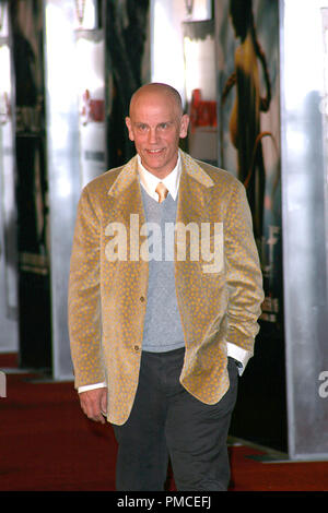 Beowulf (Premiere) John Malkovich 11-5-2007/Westwood Village Theater/Los Angeles, CA/Paramount Pictures/Foto von Joseph Martinez Datei Referenz # 23232 0012 PLX nur für redaktionelle Verwendung - Alle Rechte vorbehalten Stockfoto