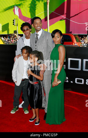 "Hancock" Premiere Trey Smith, Jaden Smith, Willow Smith, Will Smith, Jada Pinkett Smith 6-30-2008/Grauman's Chinese Theater / Hollywood, CA/Columbia Pictures/Foto von Joseph Martinez Datei Referenz # 23564 0010 PLX nur für redaktionelle Verwendung - Alle Rechte vorbehalten Stockfoto