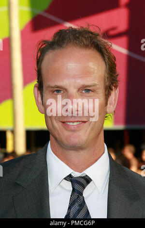 "Hancock" Premiere Regisseur Peter Berg 6-30-2008/Grauman's Chinese Theater / Hollywood, CA/Columbia Pictures/Foto von Joseph Martinez Datei Referenz # 23564 0032 PLX nur für redaktionelle Verwendung - Alle Rechte vorbehalten Stockfoto