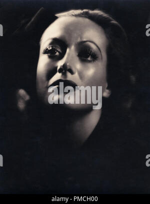 Joan Crawford, in "Rain" (United Artists, 1932). Datei Referenz # 33635 227 THA Stockfoto